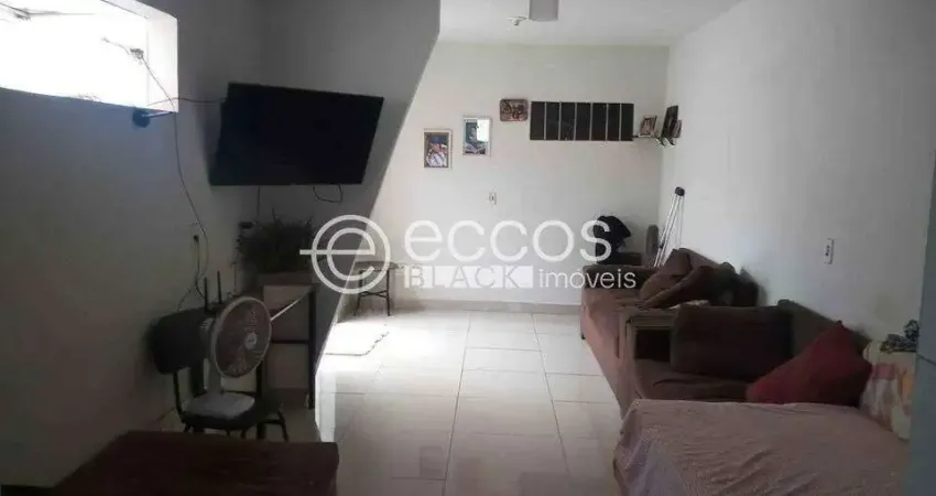 Casa à venda, 4 quartos, 2 suítes, 2 vagas, shopping park - uberlândia/mg