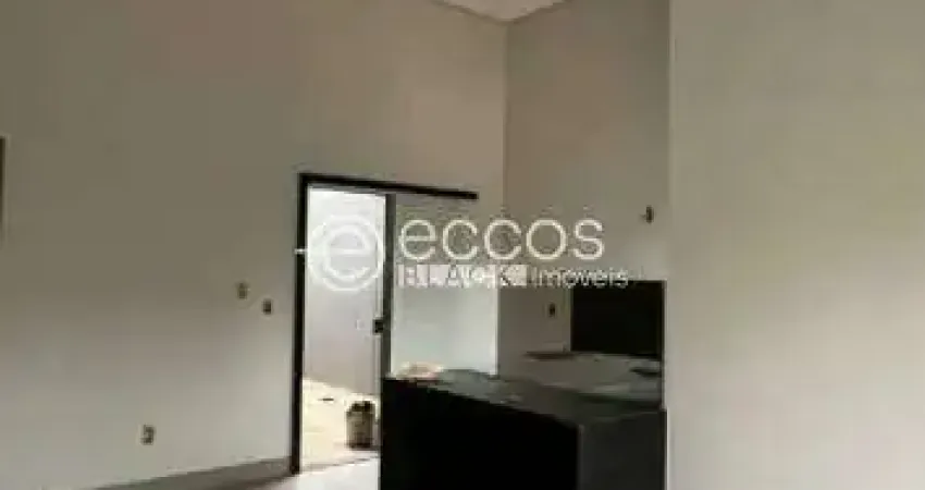 Casa à venda, 2 quartos, 1 suíte, 2 vagas, Laranjeiras - Uberlândia/MG