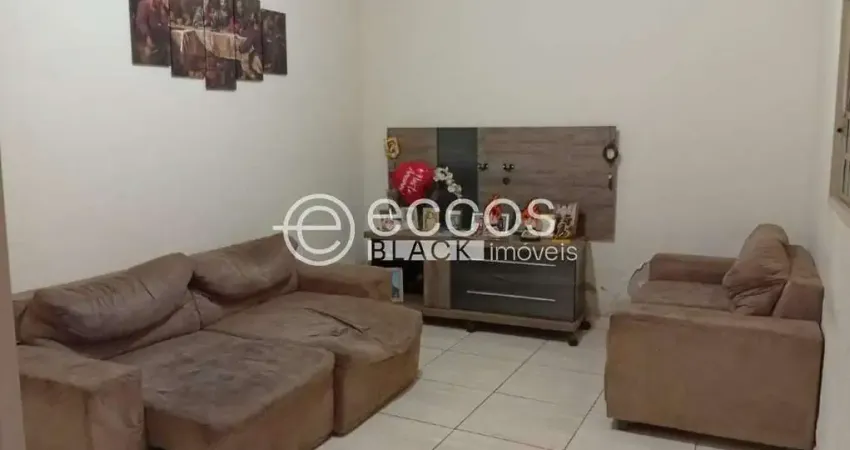Casa à venda, 3 quartos, 1 suíte, 2 vagas, jardim espírito santo - uberaba/mg