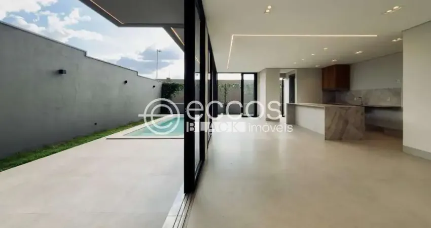 Casa em condomínio à venda, 3 quartos, 3 suítes, 4 vagas, Gávea - Uberlândia/MG