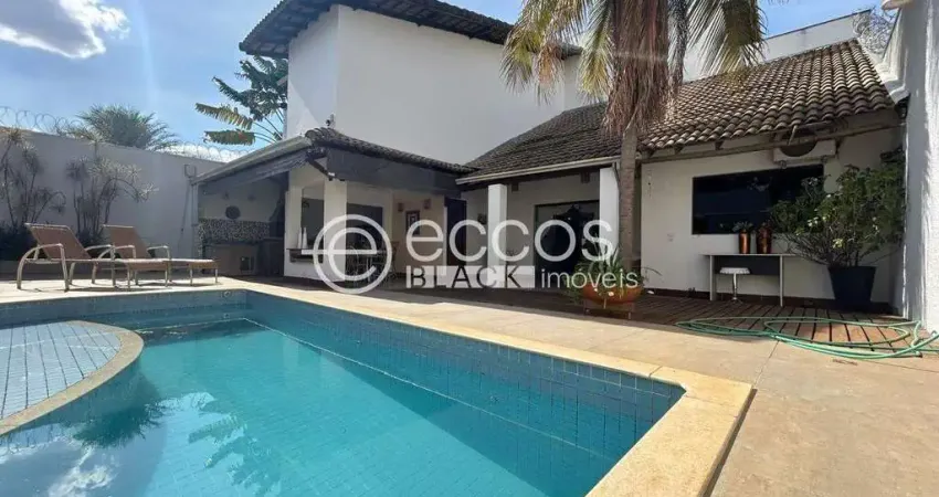 Casa à venda, 4 quartos, 2 suítes, 3 vagas, jardim karaíba - uberlândia/mg