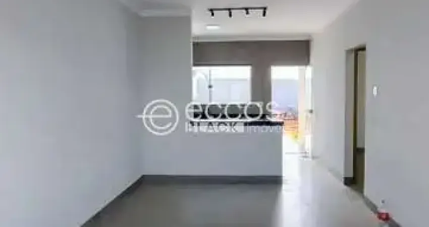 Casa à venda, 2 quartos, 1 suíte, 4 vagas, jardim ipanema - uberlândia/mg