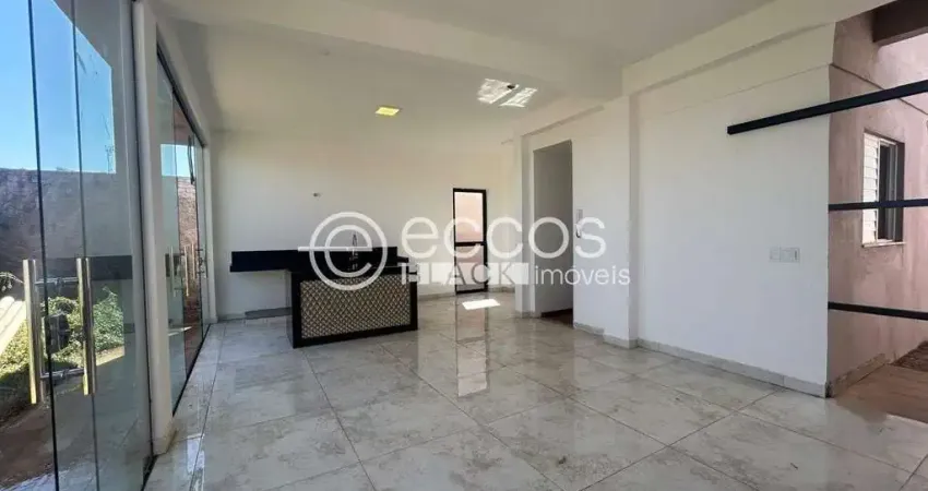 Casa à venda, 4 quartos, 1 suíte, 3 vagas, jardim holanda - uberlândia/mg