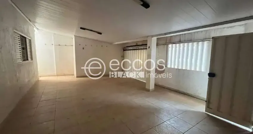 Casa à venda, 3 quartos, 1 suíte, 2 vagas, osvaldo rezende - uberlândia/mg