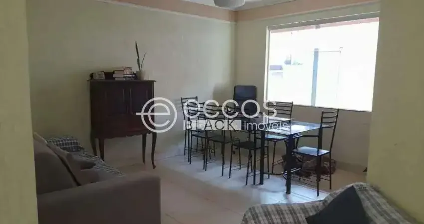 Casa à venda, 3 quartos, 3 suítes, 2 vagas, Jardim Europa - Uberlândia/MG