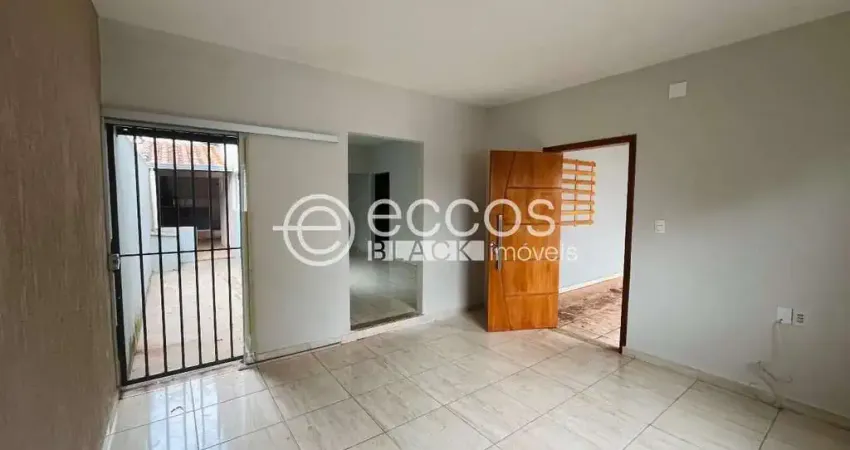 Casa à venda, 4 quartos, 1 suíte, 3 vagas, laranjeiras - uberlândia/mg