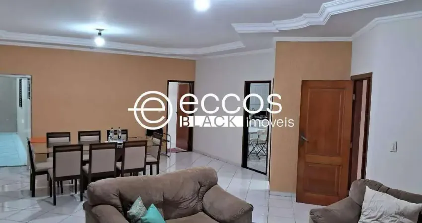 Casa à venda, 4 quartos, 2 suítes, 4 vagas, santa mônica - uberlândia/mg