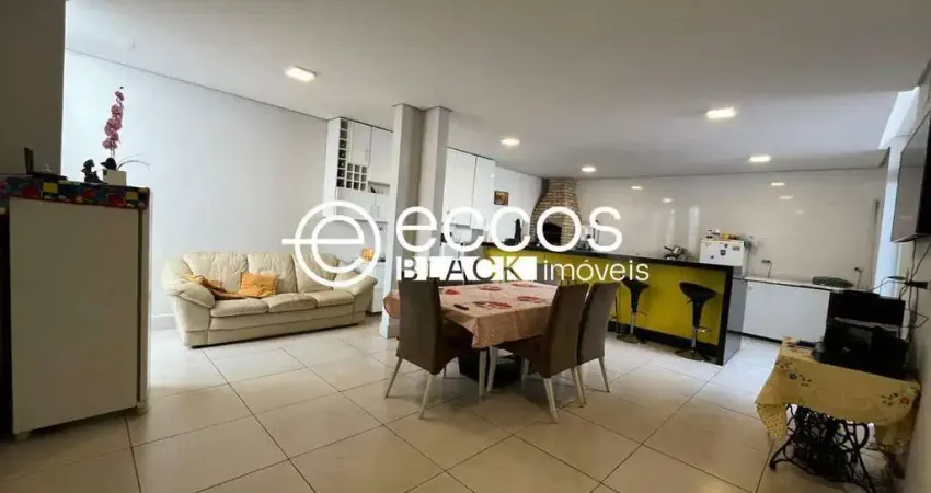 Casa à venda, 5 quartos, 4 suítes, 3 vagas, jardim europa - uberlândia/mg