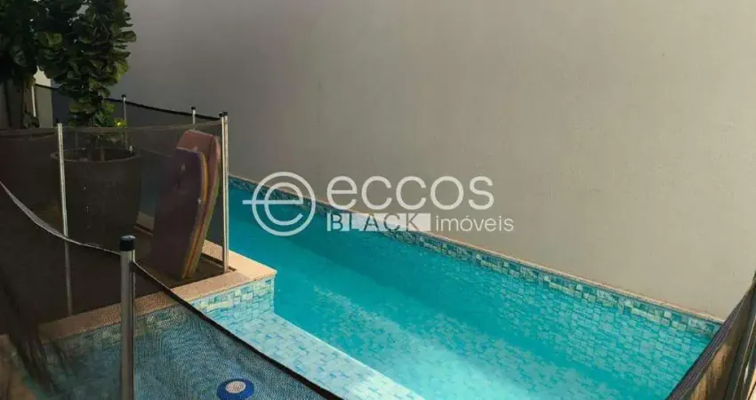 Casa em condomínio para aluguel, 3 quartos, 3 suítes, 2 vagas, Shopping Park - Uberlândia/MG