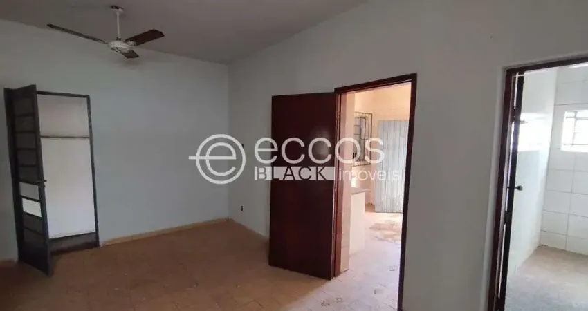 Casa com 3 quartos à venda na Rua Pires de Campos, 426, Estados Unidos, Uberaba