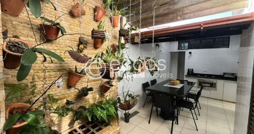 Casa à venda, 4 quartos, 1 suíte, 2 vagas, jardim das palmeiras - uberlândia/mg