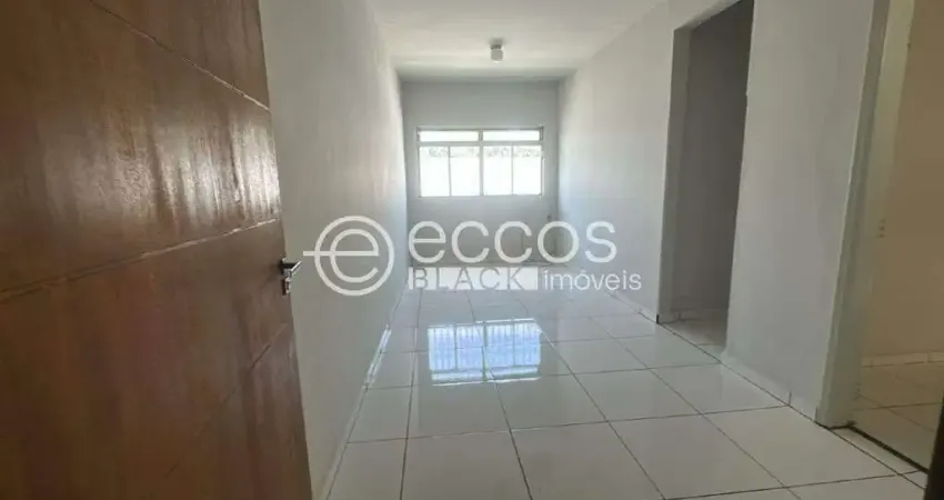 Apartamento para aluguel, 3 quartos, 1 vaga, centro - araguari/mg