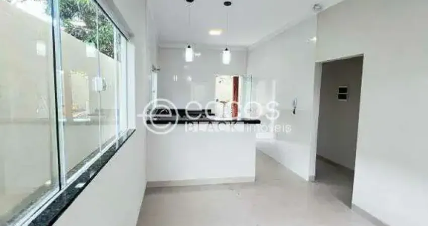 Casa à venda, 2 quartos, 1 suíte, 3 vagas, Shopping Park - Uberlândia/MG
