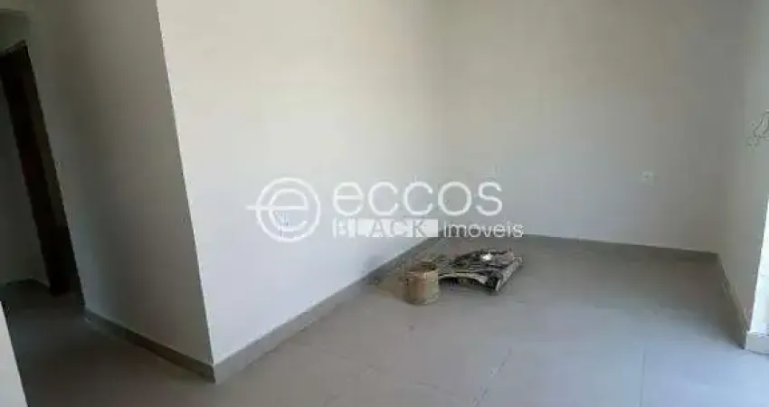 Casa à venda, 2 quartos, 1 suíte, 3 vagas, são jorge - uberlândia/mg
