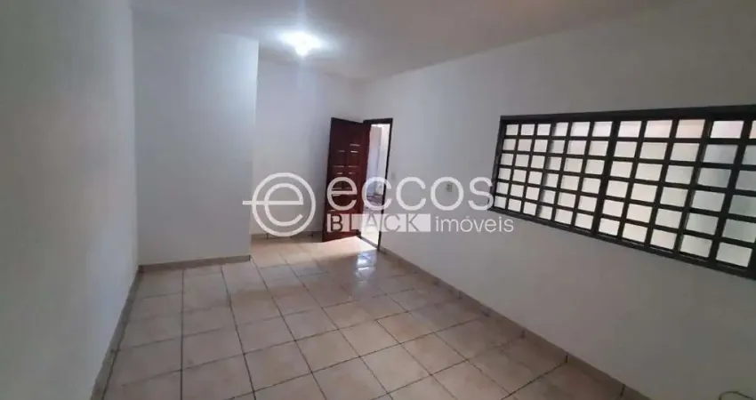 Casa à venda, 4 quartos, 2 vagas, luizote de freitas - uberlândia/mg