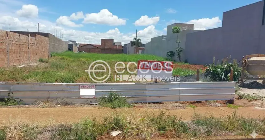 Terreno à venda na Rua Sérgio Pereira Dias, Parque das Laranjeiras, Uberaba