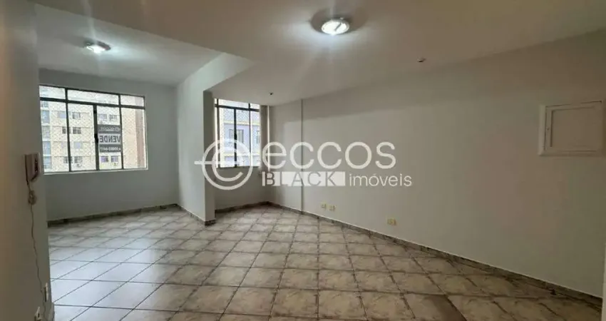 Apartamento com 2 quartos à venda na Avenida Floriano Peixoto, Centro, Uberlândia