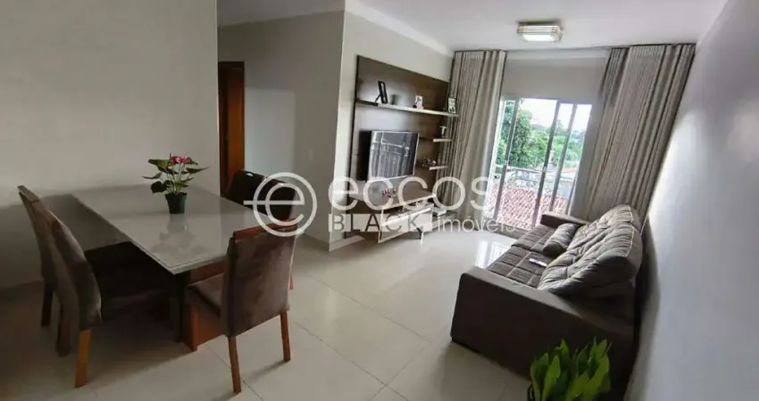Apartamento à venda, 3 quartos, 1 suíte, 2 vagas, Tubalina - Uberlândia/MG