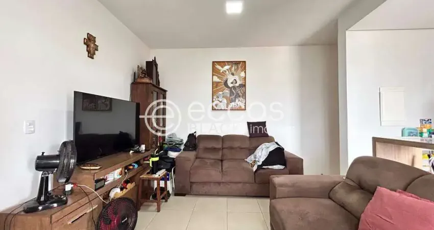 Apartamento à venda, 2 quartos, 1 suíte, 1 vaga, Patrimônio - Uberlândia/MG
