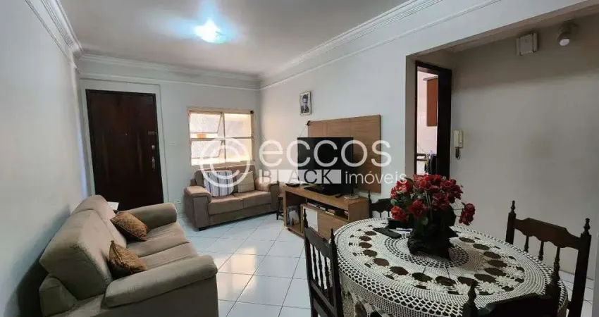 Apartamento com 3 quartos à venda na Avenida Fernando Vilela, Martins, Uberlândia