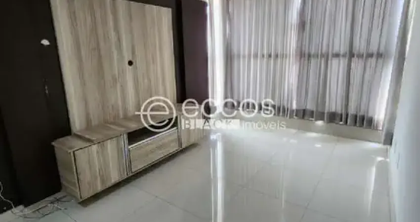Apartamento à venda, 2 quartos, 1 suíte, 1 vaga, Osvaldo Rezende - Uberlândia/MG