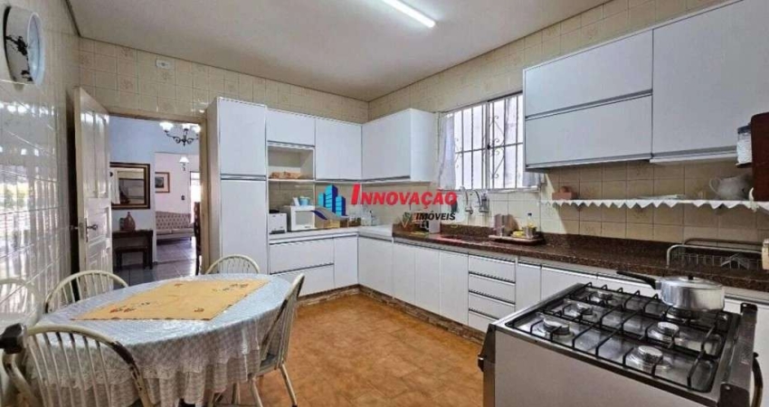 Casa (Casa Padrão) para Venda, 3 dorm(s), 3 suite(s), 1 vaga(s), 156 m²