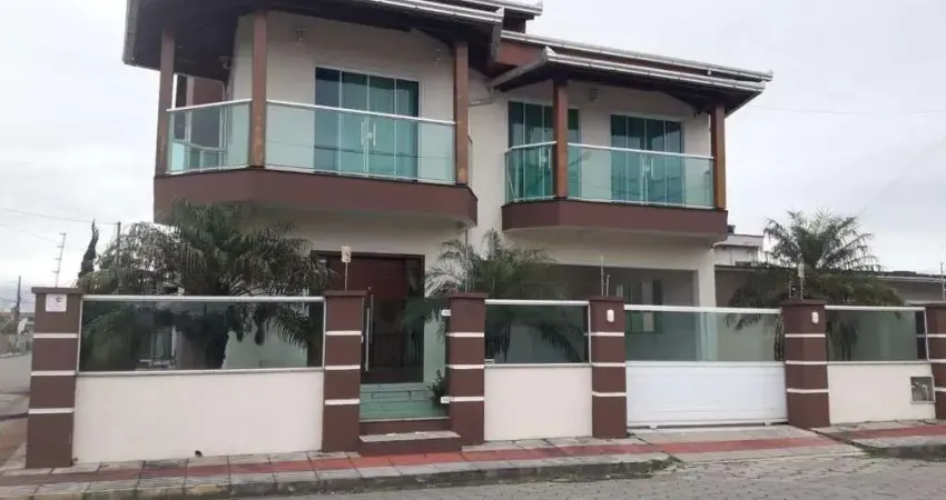 Casa com 4 quartos à venda na Rua Vereador Arnoldo Bento Rodrigues, Centro, Navegantes