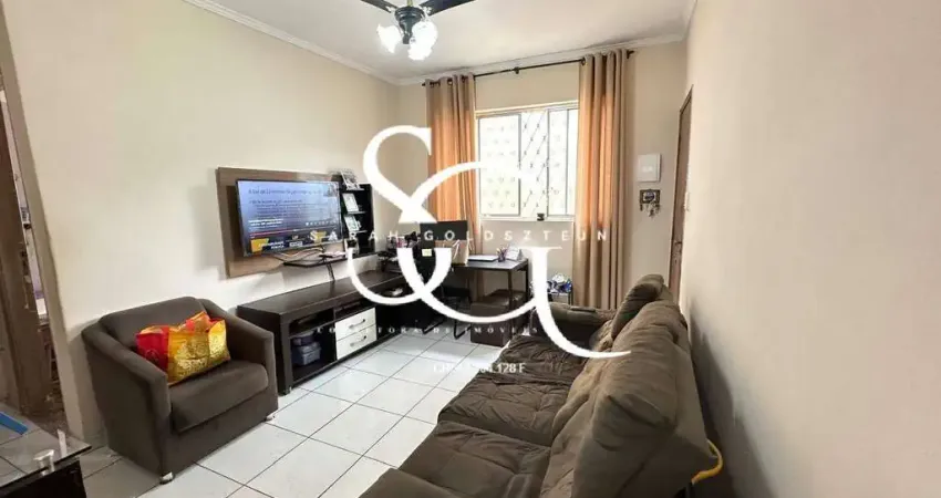 Ótimo apartamento, 2 dormitórios, varanda,1 vaga de garagem