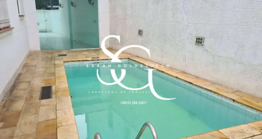 Sobrado no bairro da ponta da praia, 3 quartos, suite, 3 vagas de garagem