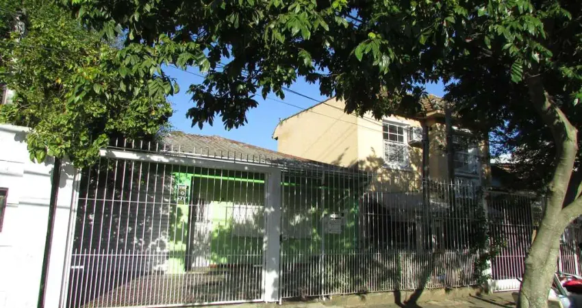 Casa com 3 quartos à venda na Rua Augusto Severo, São João, Porto Alegre