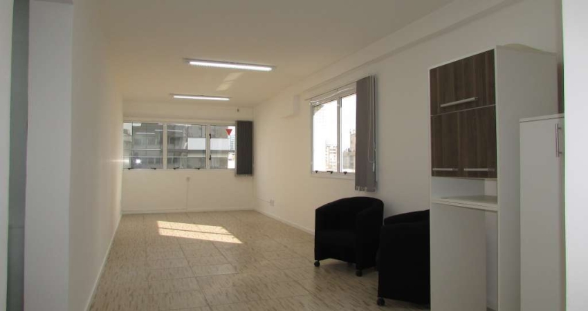 Sala comercial para alugar na Avenida Mariland, Auxiliadora, Porto Alegre