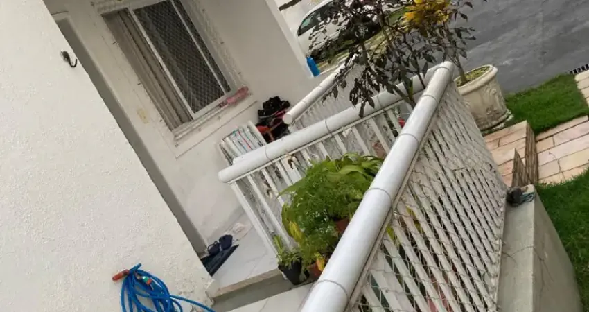 Oportunidade única! casa duplex moderna em condomínio exclusivo na taquara