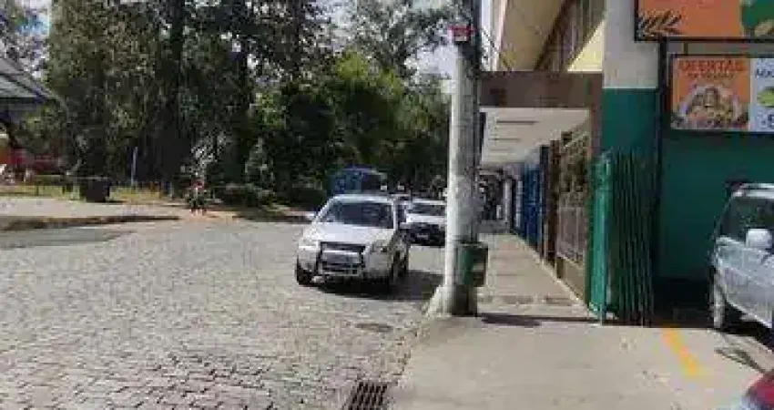 Apartamento para Venda em Nova Friburgo, Centro, 3 dormitórios, 2 banheiros, 1 vaga