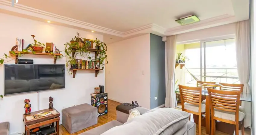 Apartamento com 2 dormitórios, vista livre, Condomínio Grand Chateau, Pinhais PR