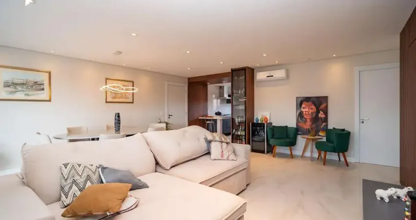 Apartamento com 3 dormitórios à venda  no bairro Ahú - CURITIBA - PR