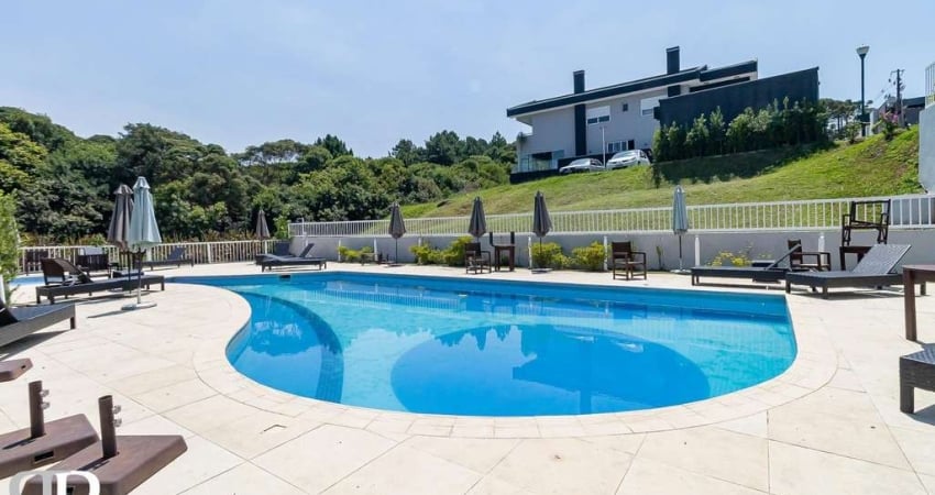 Linda casa em condominio clube na Estrada da Olaria - Paysage Sunrise