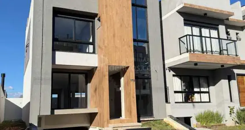 Casa em condominio clube com pisicina aquecida no santa candida