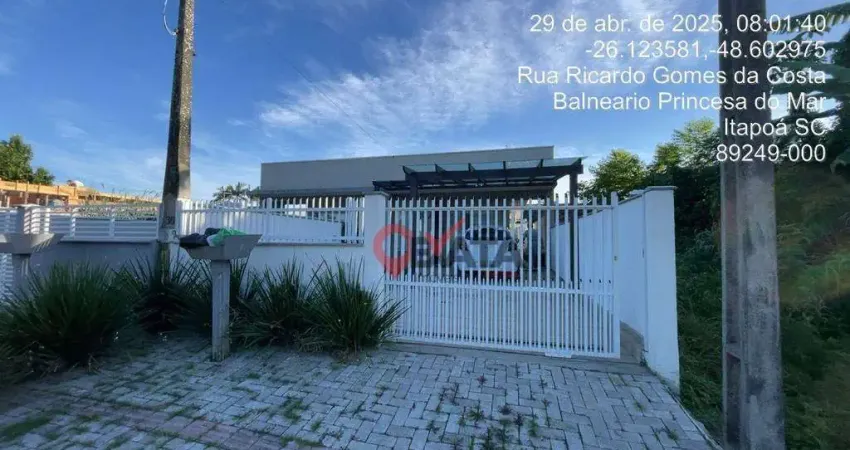 Casa com 2 dormitórios à venda, 89 m² por R$ 470.000,00 - Princesa do Mar - Itapoá/SC