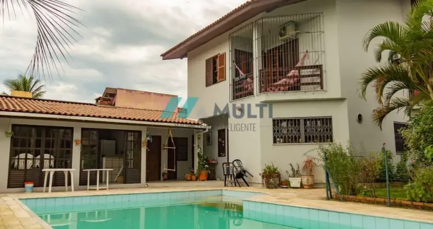 Casa à venda no bairro Santa Mônica - Florianópolis/SC