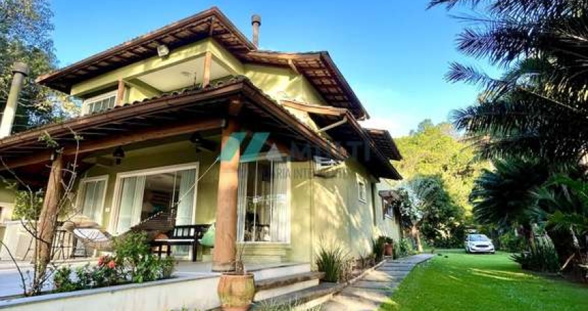 Casa à venda no bairro Praia Mole - Florianópolis/SC