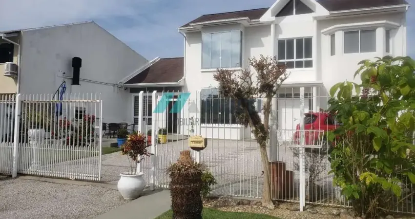 Casa com 5 quartos à venda na Avenida das Pitangueiras, 100, Daniela, Florianópolis