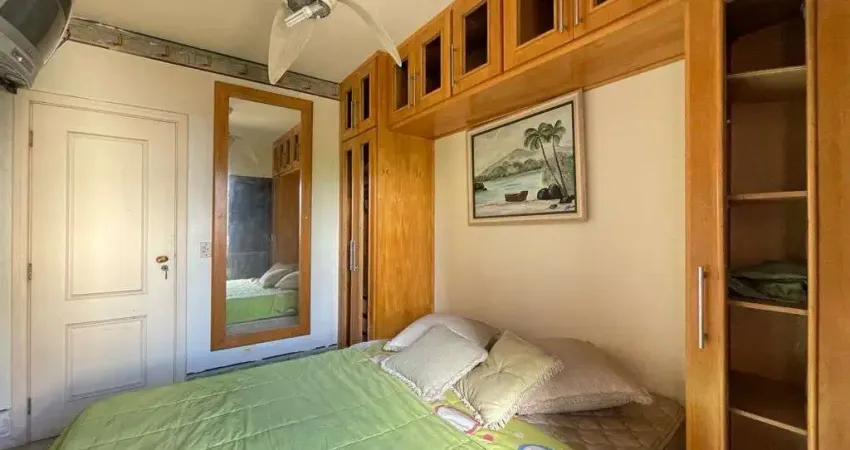 Apartamento à beira mar com 3 dormitórios (3 suítes), 2 vagas, área de lazer, Tombo, Guarujá/SP