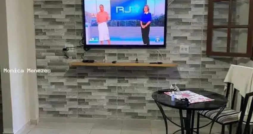 Casa para temporada em cabo frio, peró, 2 dormitórios, 2 banheiros