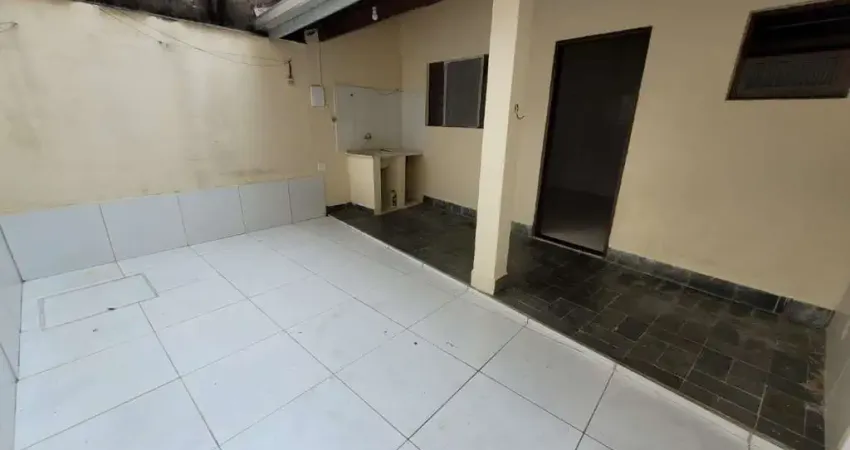 Casa com 2 quartos para alugar em Itaguá, Ubatuba