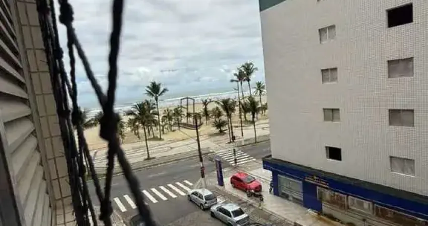 Kitnet em condomínio à Venda em Vila Guilhermina, Praia Grande - SP