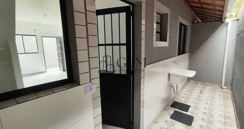 Casa de Condomínio com 2 quartos, Caiçara, Praia Grande - R$ 321 mil, Cod: 3664