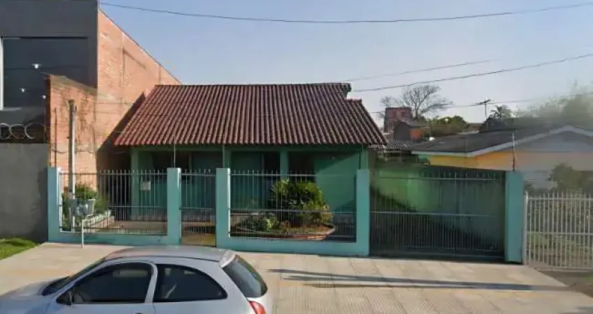 Casa com 3 quartos à venda na Avenida Amazonas, 216, Vila Anair, Cachoeirinha