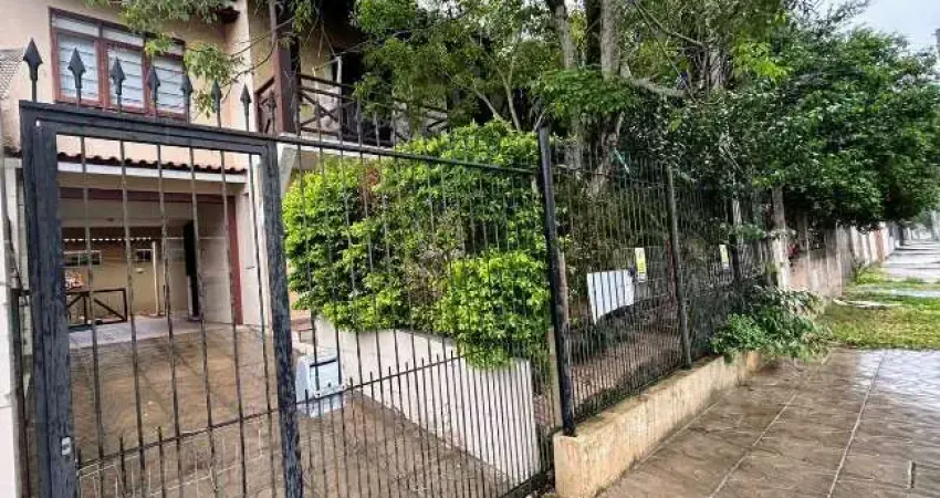 Casa com 3 quartos à venda na Rua Barão de Cotegipe, 368, Parque da Matriz, Cachoeirinha