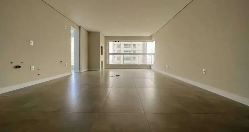 Apartamento com 1 suíte e 2 dormitórios no bairro Fazenda em Itajaí