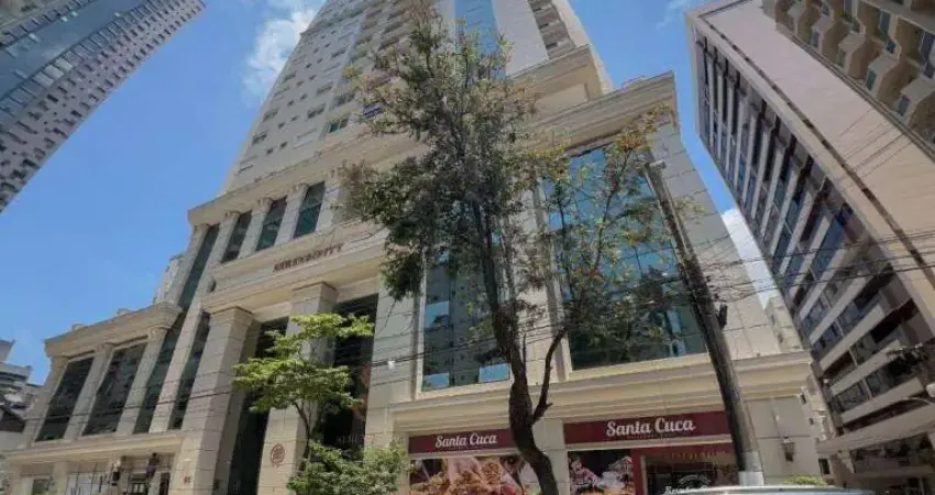 Apartamento finamente mobiliado com 2 suítes e 2 demi-suítes em Balneário Camboriú